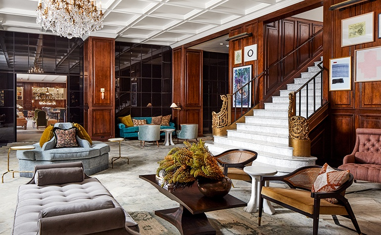 Boutique Hotel Lobby